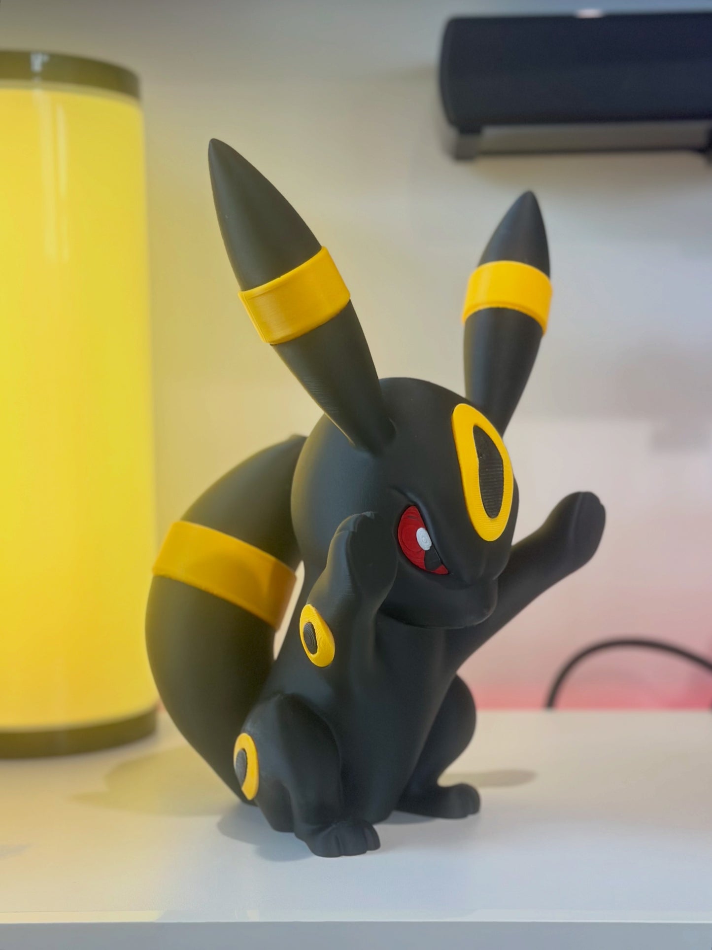 Window Umbreon - 25cm tall